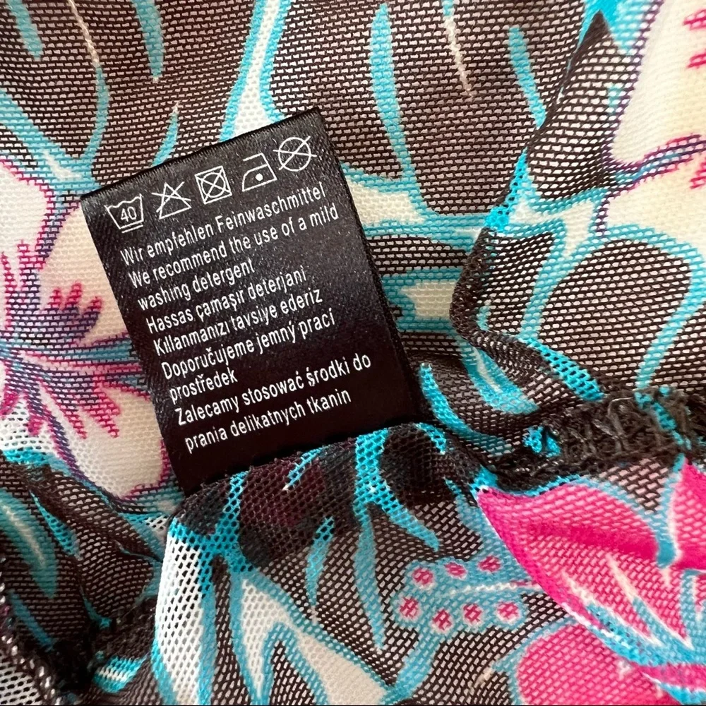 4/$40‎ TCM Black Pink Blue Tropical Floral Print Swimsuit  Coverup Dress